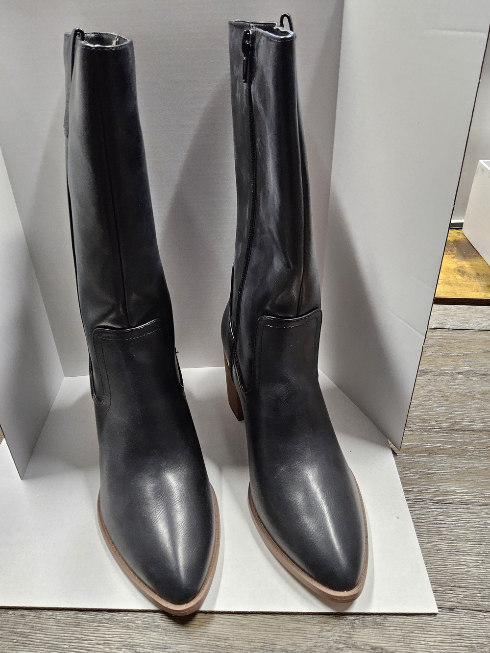 Customer Return Size 8 Dolce Vita Black Mid-Calf Block Heel Women's Boots - Picture 9 of 13